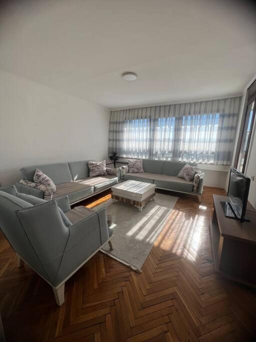 Prishtina Dardania Apartment Приштина Екстер'єр фото